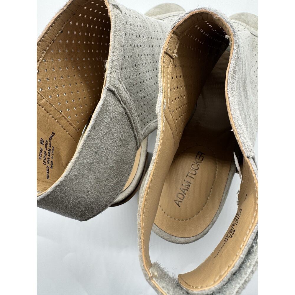 Adam Tucker Rowan Leather Perforated Stacked Heel Sandals Open Toe Gray Size 8 - Picture 7 of 10